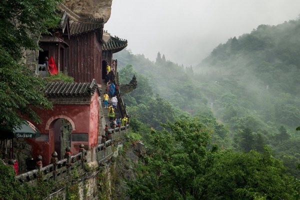湖北省十大名山排行榜，湖北省十大名山有哪些
