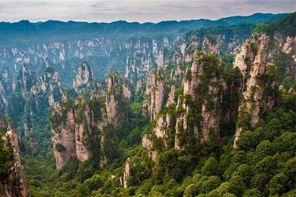 湖南旅游十大必去景區(qū)，湖南有哪些旅游景點(diǎn)好玩的地方