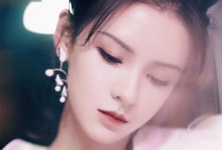 心屬一人的網(wǎng)名，心里牽掛一個(gè)人的網(wǎng)名