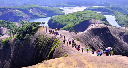 郴州十大著名景點(diǎn)推薦，湖南郴州旅游十大必去景區(qū)