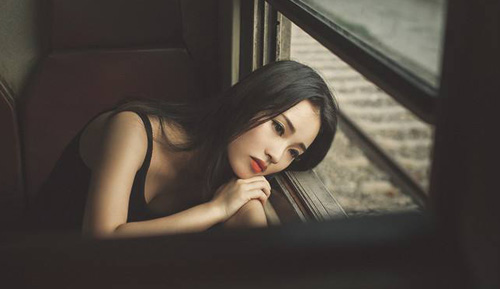 特別傷感讓人看了想哭的句子，最傷感的句子看了想哭